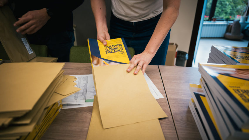 UDMR lansează un caiet de teste la română UDMR lansează un caiet de teste la română