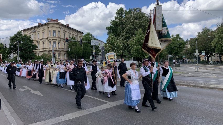 75 de ani – Asociaţia şvabilor băbăţeni din Bavaria 75 de ani – Asociaţia şvabilor băbăţeni din Bavaria