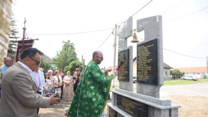 Monument în Cenei pentru sârbii deportați în Bărăgan
