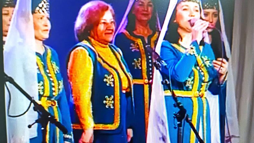 Comunitatea tătară din Dobrogea, în doliu după pierderea profesoarei și dirijoarei Căimet Memet