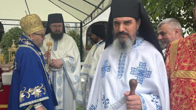 Noul egumen al Mănăstirii Bezdin a fost hirotonit de Mitropolitul Luchian