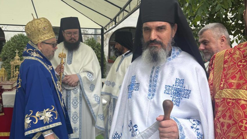 Noul egumen al Mănăstirii Bezdin a fost hirotonit de Mitropolitul Luchian