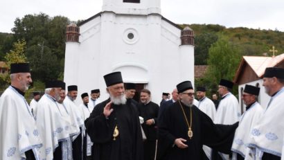 Jubileu istoric la Baziaș: 800 de ani de la înființarea primei mănăstiri ortodoxe sârbești din România