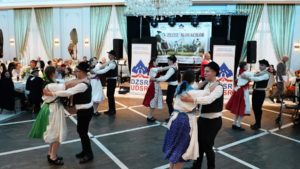 Ziua Slovacilor din Aleșd: comunitatea a celebrat tradițiile prin cântec și dans