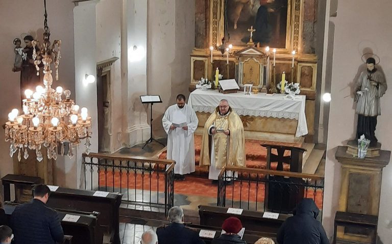 Cum întâmpină comunitatea armenească din Gherla Anul Nou 2026?