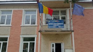 Etnicii rromi din Lungani și Iași, implicați în proiecte dedicate responsabilizării civice