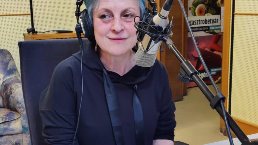 Gergely Zsuzsa, redactorul Kolozsvári Rádió a primit premiul special Pro Cultura et Arte (CJ, HU)