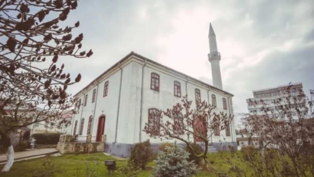 Musulmanii din TULCEA sărbătoresc Ramazan Bayram; ceremonial religios în geamia Azzizie