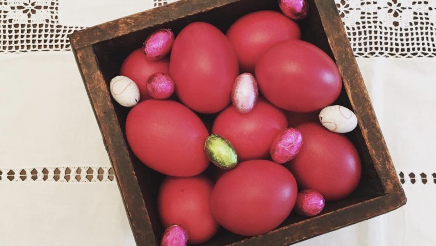 Tuturor celor care celebrează astăzi Paștele, sărbători binecuvântate, cu pace, speranță și bucurie!