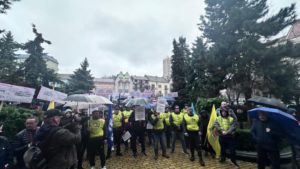Proteste împotriva închiderii combinatului chimic Azomureș
