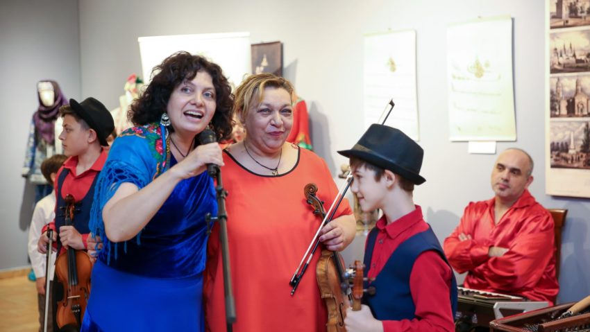 Popas de Sfintele Paști, la romii din Iași